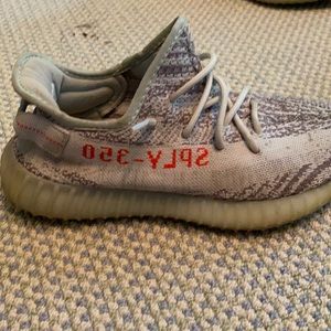 Used blue tint v2 yeezy size 9.